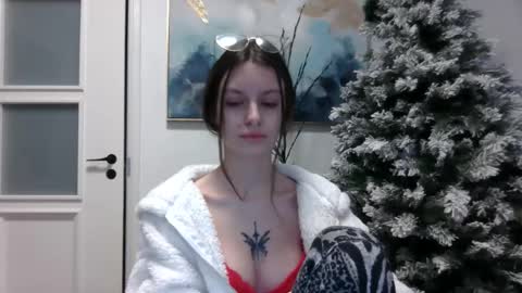 lilycandy_ online show from January 16, 2026, 1:59 pm