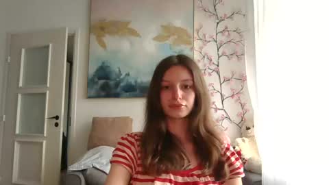 Snapshot of lilycandy_ chatting on June 15, 2026, 11:01 am lilycandy_ online show from June 15, 2026, 11:01 am