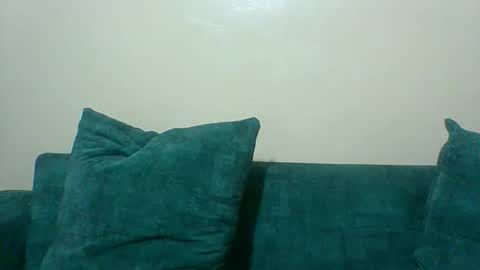 Snapshot of lilycute19 chatting on February 27, 2026, 6:52 pm lilycute19 online show from February 27, 2026, 6:52 pm