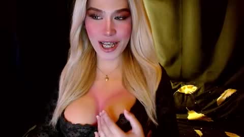 IM YOUR TRUE GODESS Lilymonstercock online show from January 9, 2025, 2:33 am
