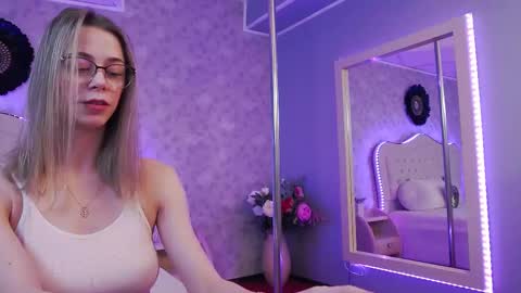      online show from February 26, 2025, 4:03 am