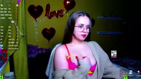 Lily online show from February 1, 2026, 6:39 pm