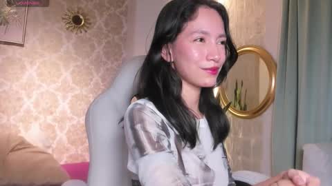 Snapshot of lilythea_ chatting on November 22, 2025, 9:25 pm lilythea_ online show from November 22, 2025, 9:25 pm