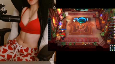 Snapshot of lilythrone chatting on December 25, 2024, 12:48 am Lily Rone online show from December 25, 2024, 12:48 am
