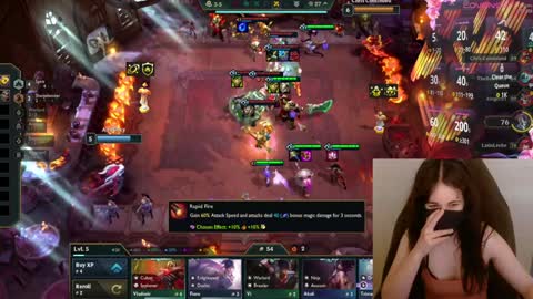 Snapshot of lilythrone chatting on January 28, 2025, 11:39 pm Lily Rone online show from January 28, 2025, 11:39 pm