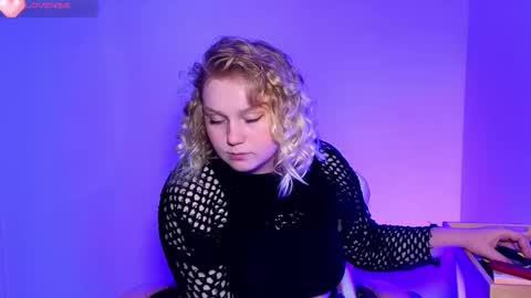 Snapshot of lime_cat chatting on September 24, 2025, 12:03 am lime cat online show from September 24, 2025, 12:03 am