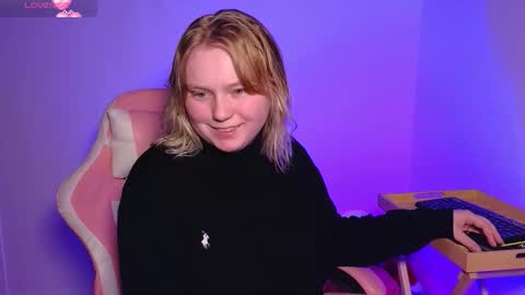 Snapshot of lime_cat chatting on September 26, 2025, 11:31 pm lime cat online show from September 26, 2025, 11:31 pm