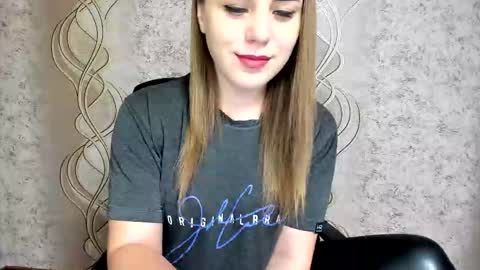    online show from November 30, 2025, 2:21 pm