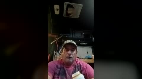 Snapshot of limelight1975 chatting on June 30, 2026, 4:24 am limelight1975 online show from June 30, 2026, 4:24 am