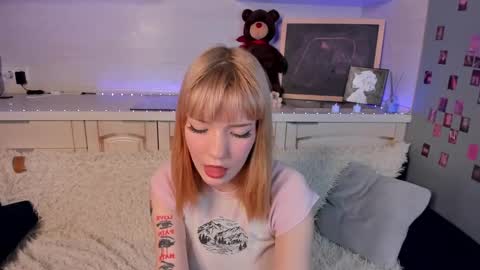 Lina blueeyed    GMT3 1100-1700 Mon Wed Thu Sat Sun online show from February 4, 2025, 2:21 pm