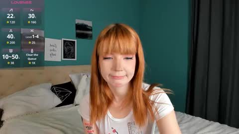 Lina blueeyed    GMT3 1100-1700 Mon Wed Thu Sat Sun online show from October 3, 2025, 9:17 am