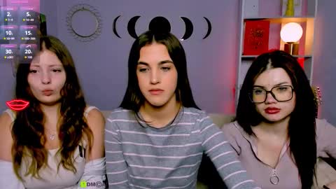 lina_fox12 online show from January 13, 2026, 1:27 pm