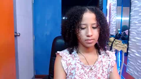 lina_kl online show from November 2, 2025, 4:04 am