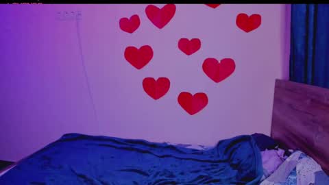 Lina online show from February 14, 2025, 4:09 pm