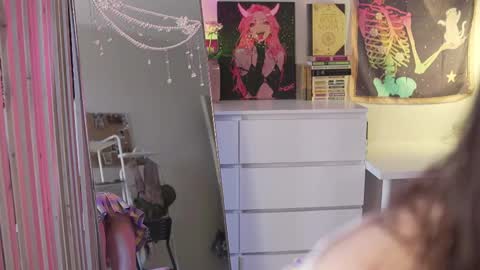 Lina -  online show from March 26, 2026, 9:26 am