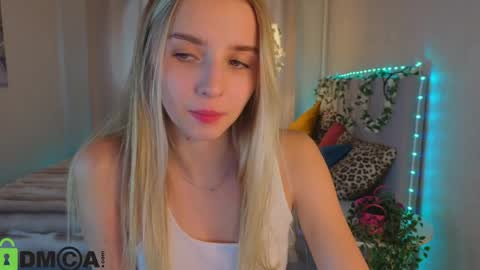 Snapshot of lina_reeds chatting on May 22, 2026, 1:02 am LINA online show from May 22, 2026, 1:02 am