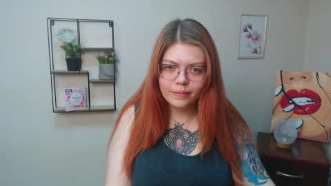 lina_ri online show from November 6, 2025, 5:58 pm