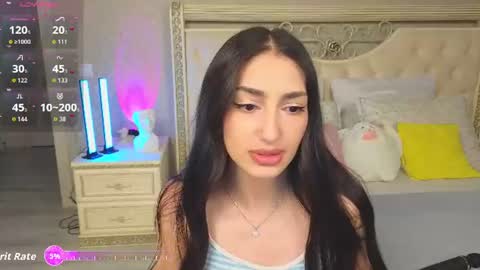 Lina Robbins  online show from August 4, 2026, 10:01 pm