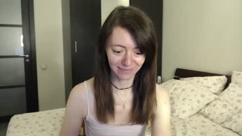 Lina Rouge online show from July 26, 2026, 4:09 am