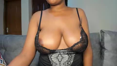 Snapshot of lina_sexy58 chatting on November 20, 2025, 1:44 pm lina sexy58 online show from November 20, 2025, 1:44 pm