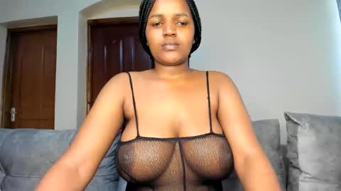 Snapshot of lina_sexy58 chatting on December 4, 2025, 9:51 am lina sexy58 online show from December 4, 2025, 9:51 am