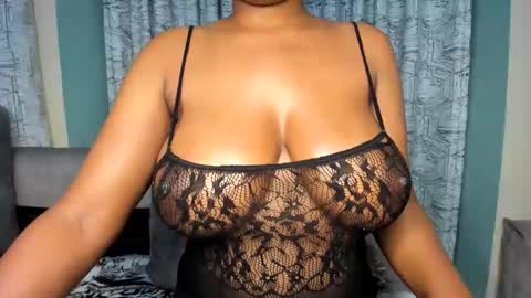 Snapshot of lina_sexy58 chatting on December 4, 2025, 11:35 pm lina sexy58 online show from December 4, 2025, 11:35 pm