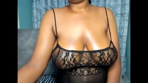 Snapshot of lina_sexy58 chatting on January 9, 2026, 7:48 pm lina sexy58 online show from January 9, 2026, 7:48 pm