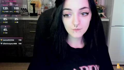 Snapshot of lina_tyaan chatting on February 25, 2025, 10:47 am Lina 3  1715622743 online show from February 25, 2025, 10:47 am