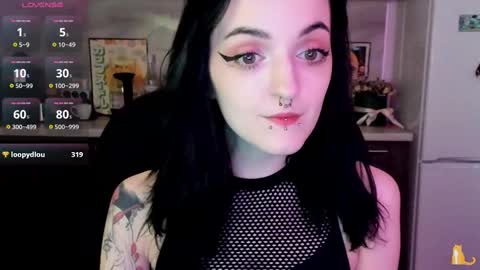 Snapshot of lina_tyaan chatting on March 4, 2025, 11:08 am Lina 3  1715622743 online show from March 4, 2025, 11:08 am