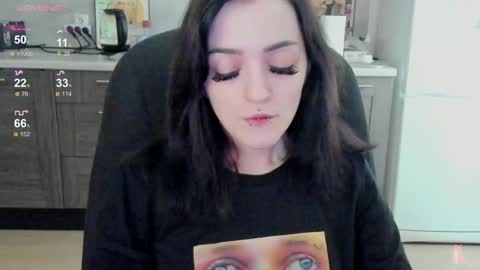 Snapshot of lina_tyaan chatting on September 12, 2025, 7:08 am Lina 3  1715622743 online show from September 12, 2025, 7:08 am