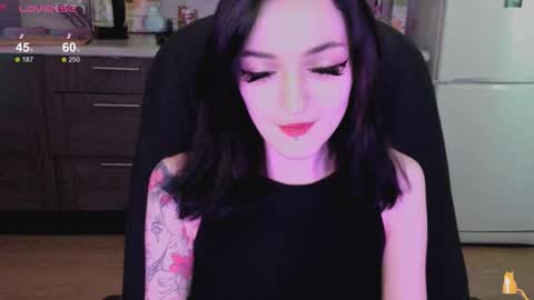 Snapshot of lina_tyaan chatting on October 2, 2025, 7:37 am Lina 3  1715622743 online show from October 2, 2025, 7:37 am