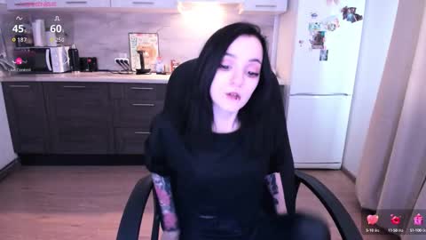 Snapshot of lina_tyaan chatting on October 13, 2025, 12:16 pm Lina 3  1715622743 online show from October 13, 2025, 12:16 pm