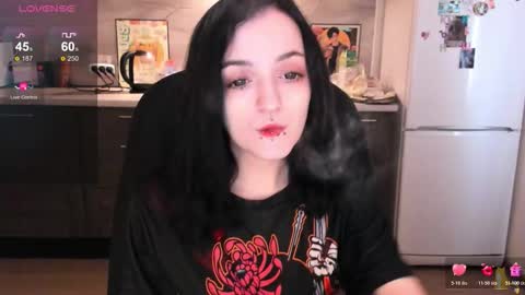 Snapshot of lina_tyaan chatting on October 20, 2025, 7:42 am Lina 3  1715622743 online show from October 20, 2025, 7:42 am