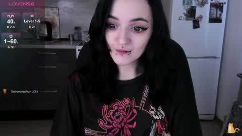 Snapshot of lina_tyaan chatting on February 25, 2026, 10:03 am Lina 3 1715622743 online show from February 25, 2026, 10:03 am