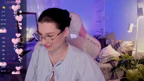Lina online show from July 16, 2026, 2:28 am