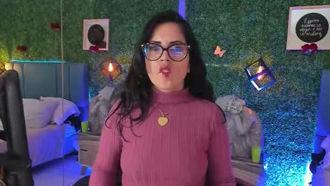 Lina  online show from February 19, 2026, 11:39 am