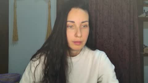 LinaLivee online show from February 1, 2026, 6:17 pm