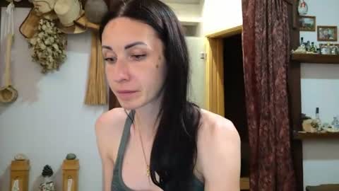 Snapshot of linalivee chatting on June 21, 2026, 7:27 pm LinaLivee online show from June 21, 2026, 7:27 pm