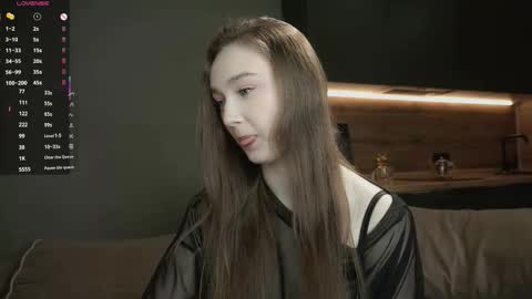 Lina online show from November 26, 2025, 5:58 pm