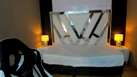  Linda  online show from January 11, 2026, 1:38 pm