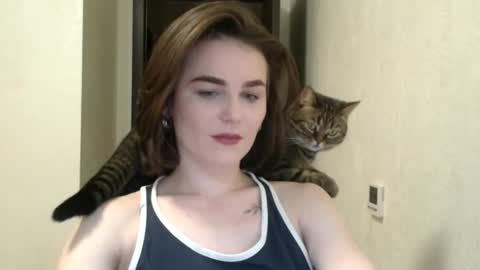 Snapshot of linda_aa chatting on May 5, 2026, 6:16 pm Linda online show from May 5, 2026, 6:16 pm