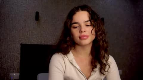 Linda online show from November 17, 2025, 1:28 pm