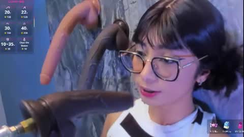 linda_sofi__ online show from July 21, 2026, 10:45 pm