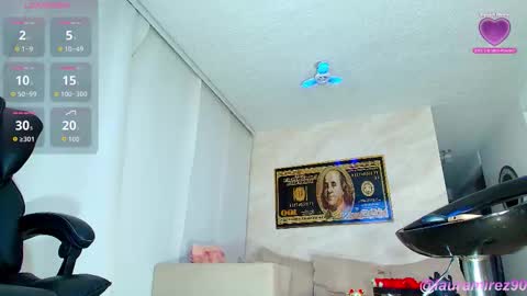 Snapshot of linda_xx90 chatting on October 24, 2025, 5:59 am LAURA RAMIREZ online show from October 24, 2025, 5:59 am