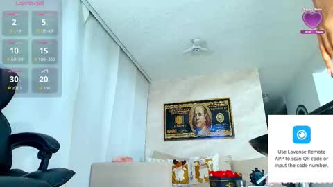 Snapshot of linda_xx90 chatting on November 26, 2025, 4:46 am LAURA RAMIREZ online show from November 26, 2025, 4:46 am