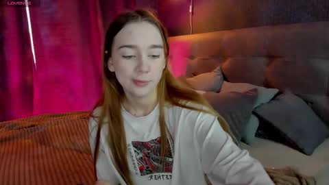 Snapshot of linda_zimmermann chatting on September 13, 2025, 7:41 am linda_zimmermann online show from September 13, 2025, 7:41 am