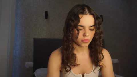 Snapshot of lindaaii chatting on March 28, 2026, 1:22 pm Linda online show from March 28, 2026, 1:22 pm