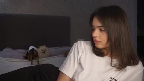 Snapshot of lindaaii chatting on May 8, 2026, 1:16 pm Linda online show from May 8, 2026, 1:16 pm