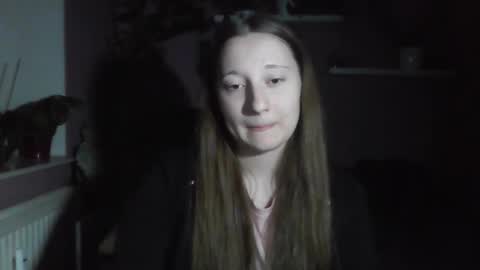 LindaAmore online show from September 30, 2025, 8:25 pm
