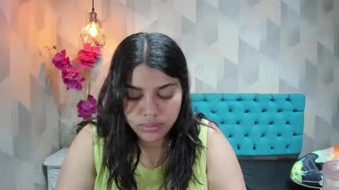    online show from April 4, 2026, 12:35 pm